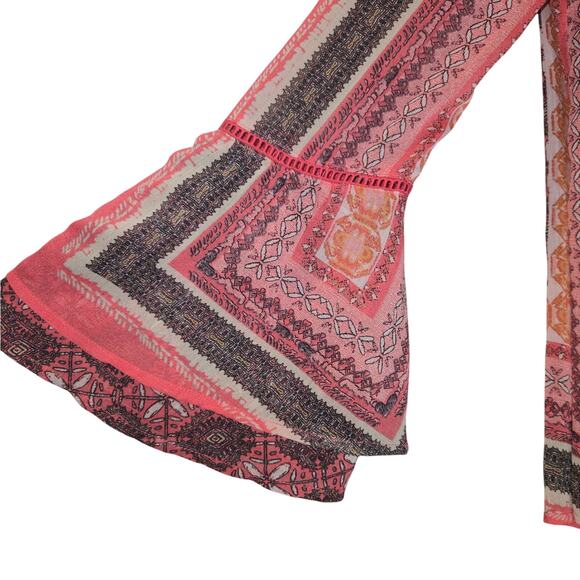 Knox Rose Womens XS Blouse Top Sheer Floral Boho Colorful Bell Sleeves Hippie - Picture 4 of 11